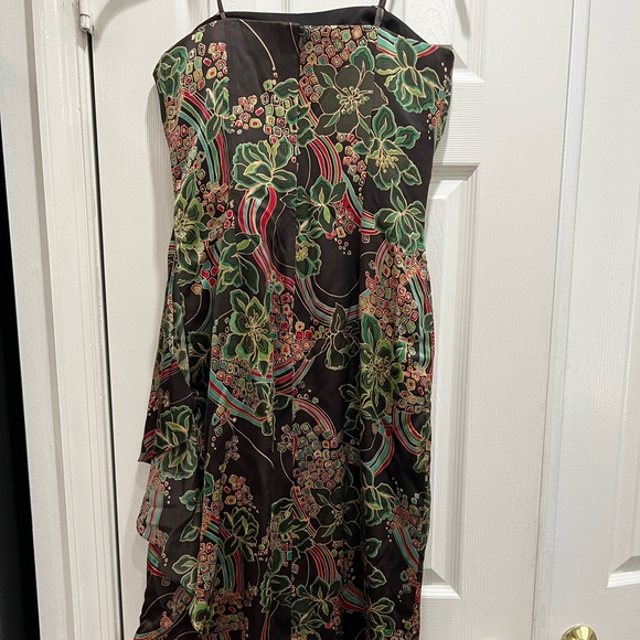 Kay Unger Size 6 Dress Strapless - Picture 3 of 5